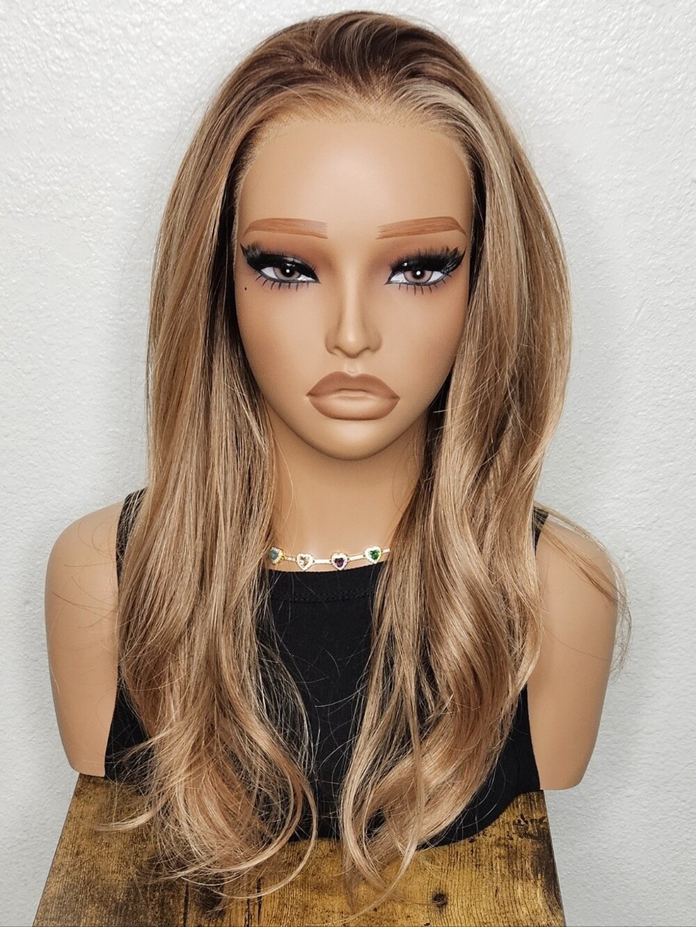 Chelsey Smith Crowns Nicola Wig – Strawberry Gloss – 22" 13×4